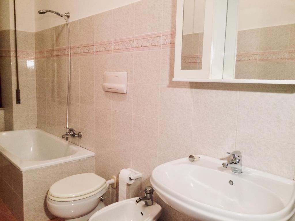 A Due Passi Rooms La Maddalena  Zewnętrze zdjęcie